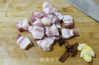 笋干红烧肉的做法步骤：3