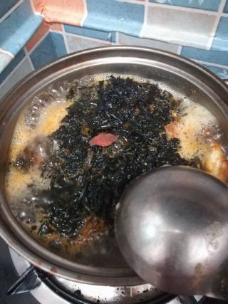番茄紫菜蛋汤的做法步骤：4