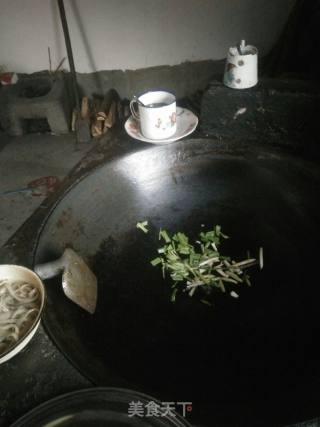 炒鱼粉丝的做法步骤：5