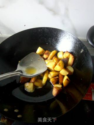 炸土豆的做法步骤：1
