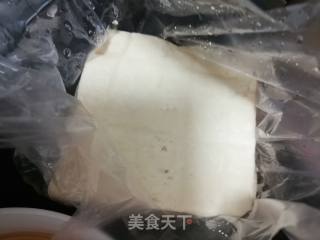 鱼骨豆腐汤的做法步骤：2