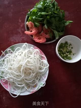 豆苗大虾米粉的做法步骤：2