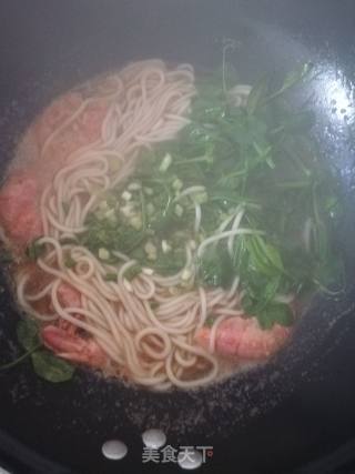 豆苗大虾米粉的做法步骤：6