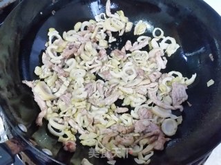 咸菜冬笋炒肉丝的做法步骤：3