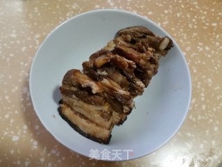 梅菜扣肉的做法步骤：2