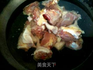 糖醋鸭块的做法步骤：3