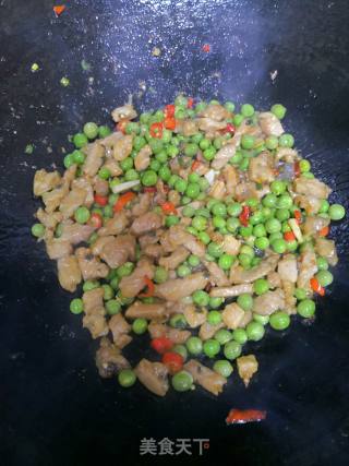 肉丁豌豆的做法步骤：3