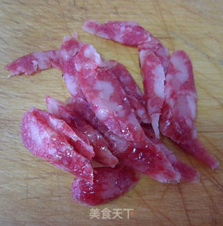 腊肠炒甜豆的做法步骤：3