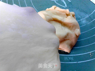 黑椒牛肉披萨的做法步骤：4