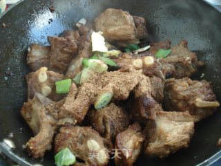 红烧排骨的做法步骤：6
