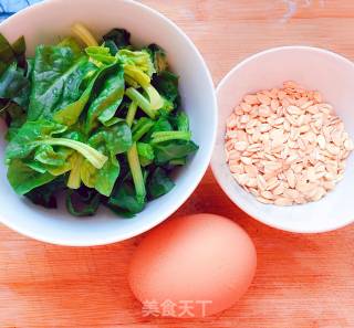 菠菜燕麦早餐饼的做法步骤：1