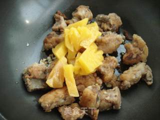 菠萝咕咾排骨的做法步骤：9