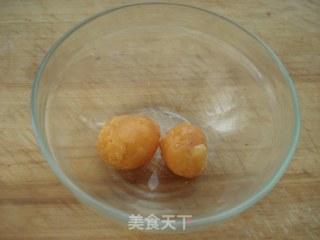 咸蛋黄焗南瓜的做法步骤：2