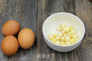 山蒜炒鸡蛋的做法步骤：1