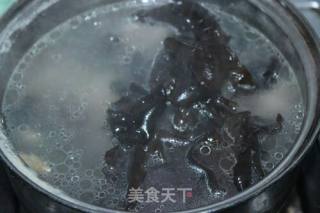 山药木耳骨头汤的做法步骤：5