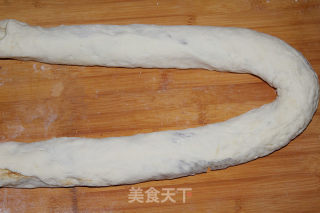 10分钟快速发面的红糖芝麻酱花卷的做法步骤：11
