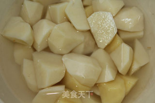 儿时的情感菜——荠菜炖土豆的做法步骤：3