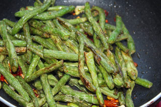 四季豆烧茄子的做法步骤：9