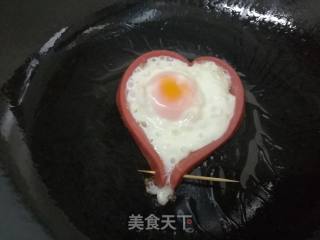 爱心火腿鸡蛋的做法步骤：8
