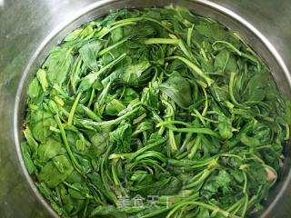 酱汁菠菜的做法步骤：2