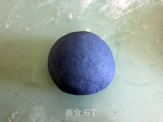 叮当猫豆沙麻薯包的做法步骤：3