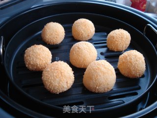 黄金芝士土豆球的做法步骤：7