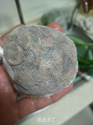 茶香烟熏鸡的做法步骤：3