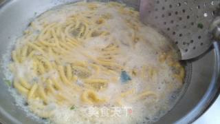 葱油玉米面条的做法步骤：8