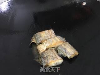 芹菜煮带鱼的做法步骤：5