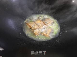芹菜煮带鱼的做法步骤：9
