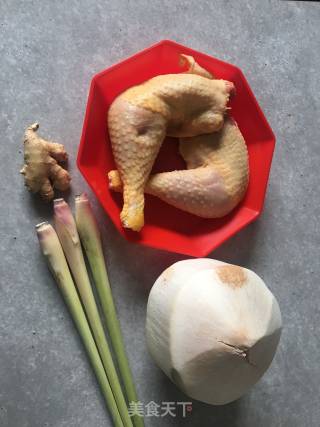 椰青炖鸡的做法步骤：1