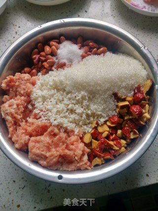 枣丁肉香酿豆腐的做法步骤：3
