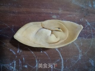 多彩元宝水饺的做法步骤：8
