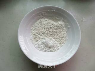 炸带鱼的做法步骤：3