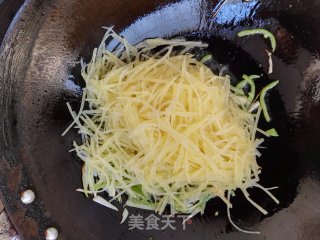 清炒土豆丝的做法步骤：7