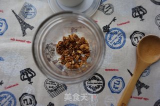奇亚籽隔夜麦片杯的做法步骤：2