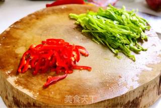 小炒牛肉的做法步骤：4