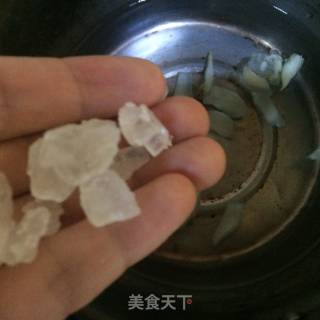 清热润肺雪梨盅的做法步骤：3