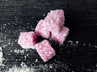 粉红火龙果牛奶小方的做法步骤：2