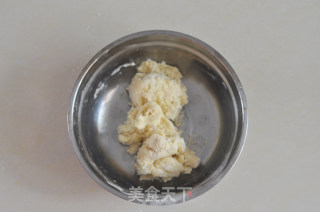 肉松辨子面包的做法步骤：2