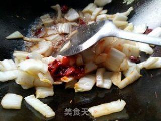 超级下饭菜——酸辣白菜梗的做法步骤：4