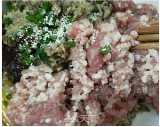 田螺猪肉丸——田螺塞肉的方便吃法的做法步骤：3