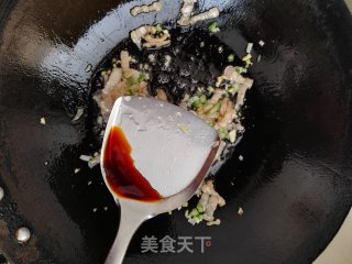 猫耳朵炒五花肉的做法步骤：8