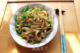 青椒豆皮的做法步骤：8