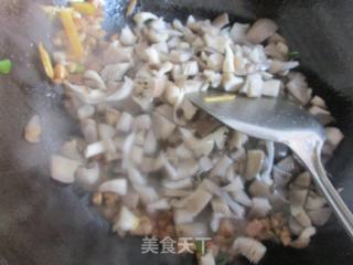 蘑菇盖面的做法步骤：6