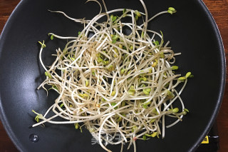 大千豆芽的做法步骤：2