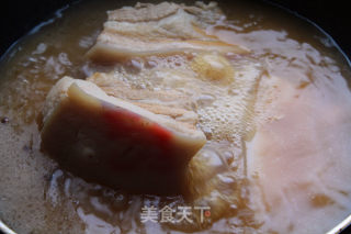 红烧肉蔬菜大锅炖的做法步骤：4