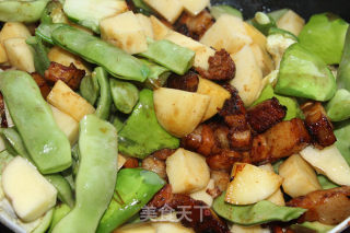 红烧肉蔬菜大锅炖的做法步骤：10