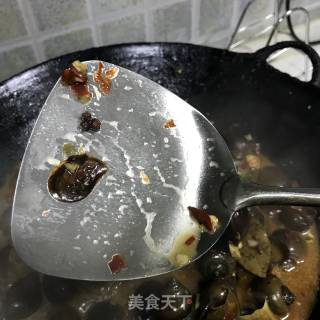 香辣田螺的做法步骤：26