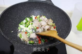 手撕包菜的做法步骤：5
